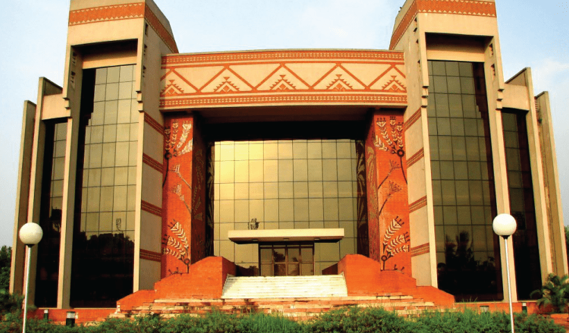 IIM Calcutta students bag Rs 1.65 lakh average stipend for summer internships